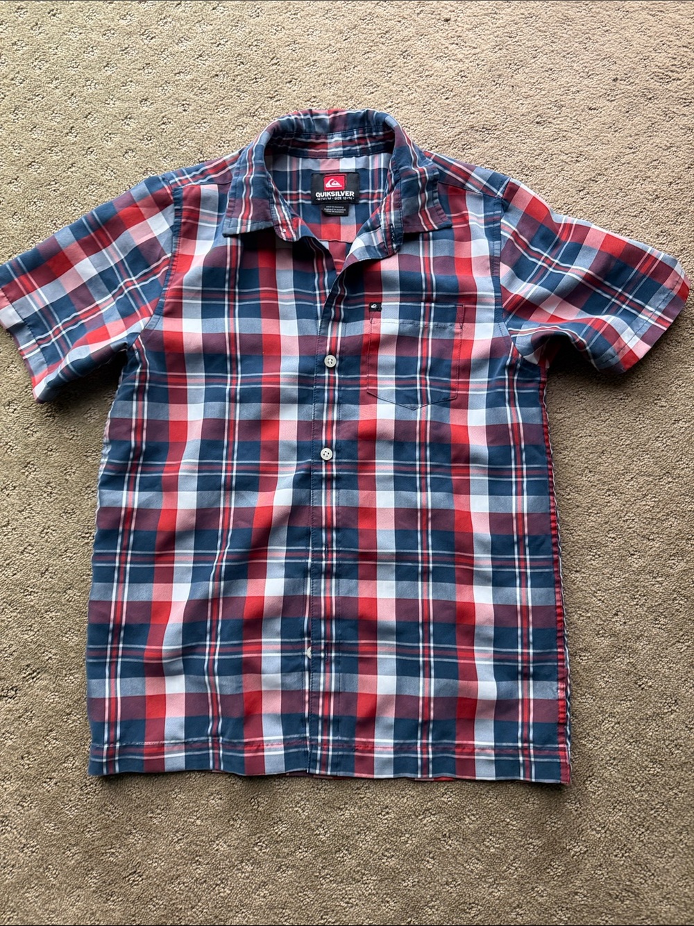 Quiksilver boys Short-Sleeve Plaid Button-Down Shirt - Red, Blue & White 12/14 M